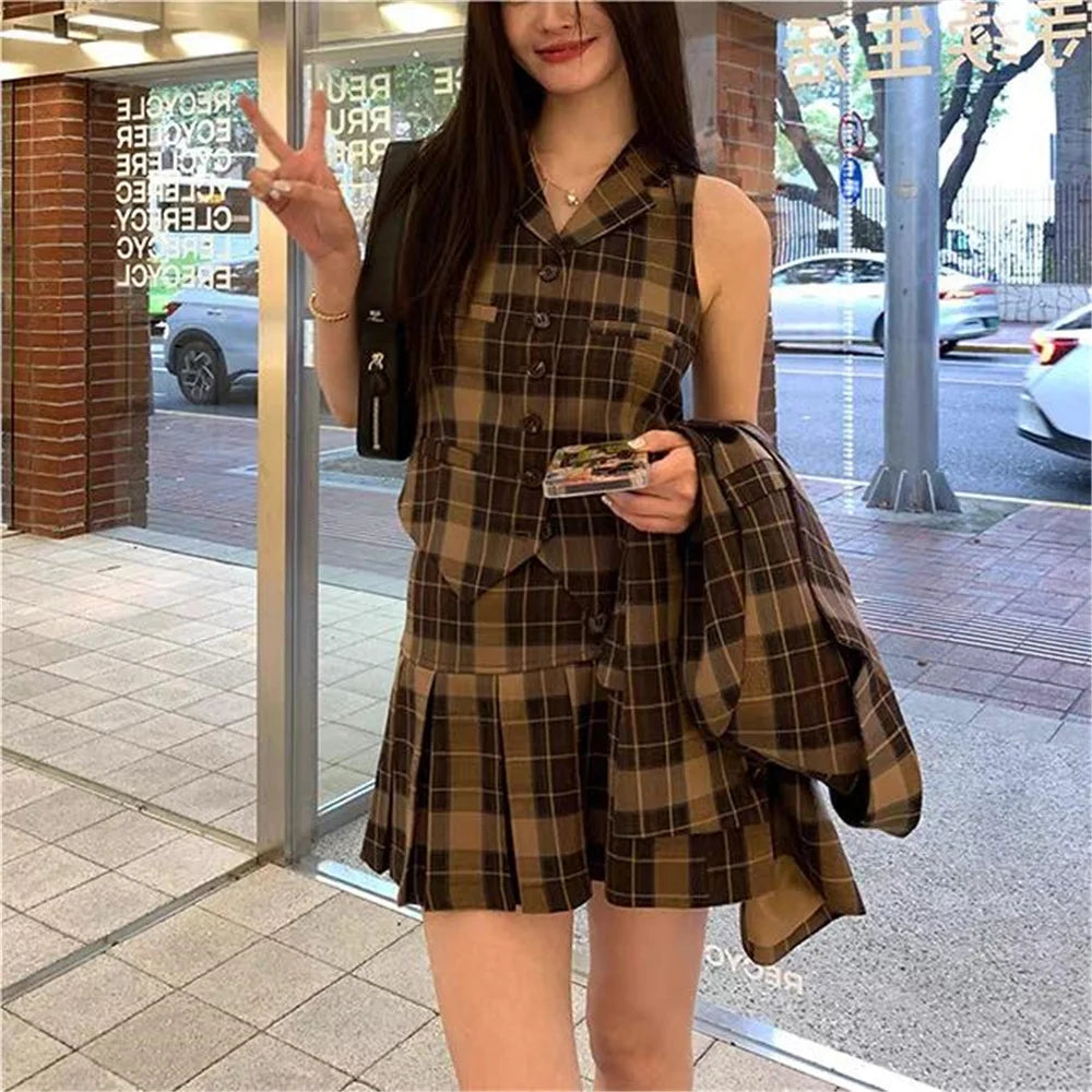 Korean fashion mini skirts for women streetwear 2024 fall fashion plaid pleated skirts women vintage clothes y2k skirts brown