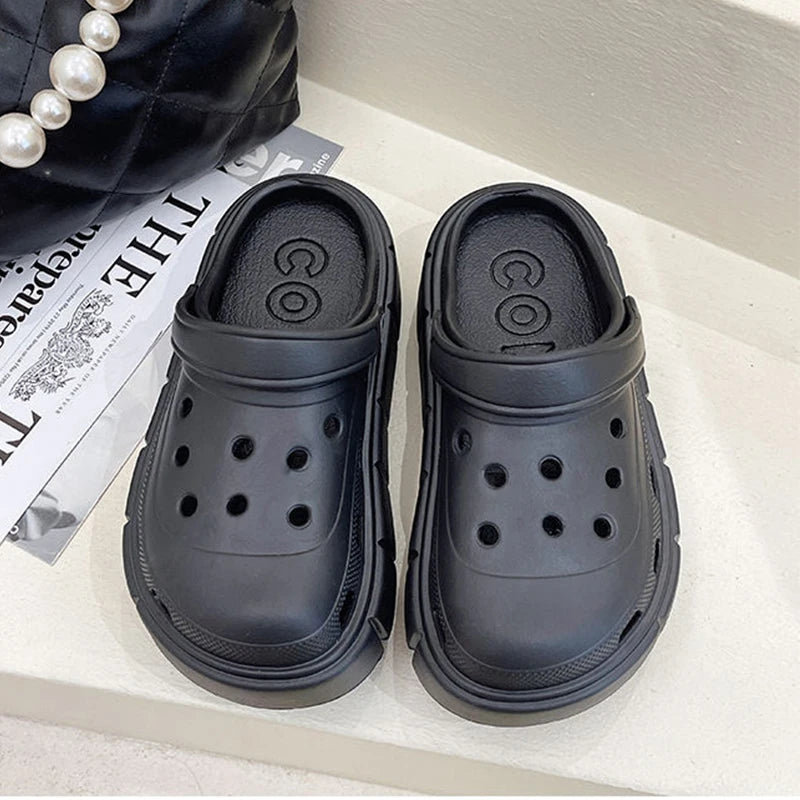 Fashion Charms Sandals 2024 New Clog Shoes Outdoor Women Slippers Thick Sole High Quality Summer Sandals For Girls